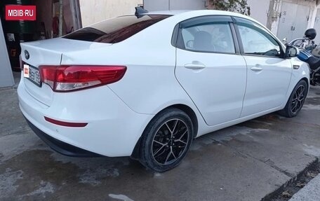 KIA Rio III рестайлинг, 2017 год, 935 000 рублей, 6 фотография