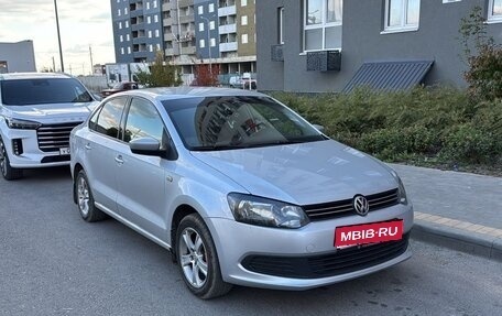 Volkswagen Polo VI (EU Market), 2011 год, 725 000 рублей, 1 фотография