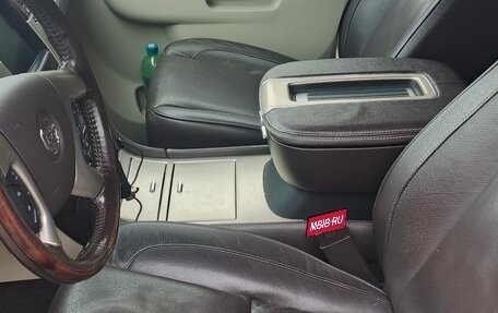 Cadillac Escalade III, 2011 год, 2 300 000 рублей, 12 фотография