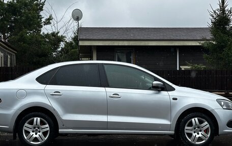 Volkswagen Polo VI (EU Market), 2011 год, 725 000 рублей, 2 фотография