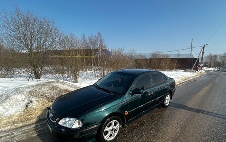 Toyota Avensis III рестайлинг, 2001 год, 170 000 рублей, 6 фотография