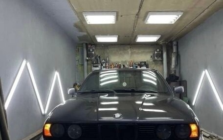 BMW 5 серия, 1989 год, 500 000 рублей, 8 фотография