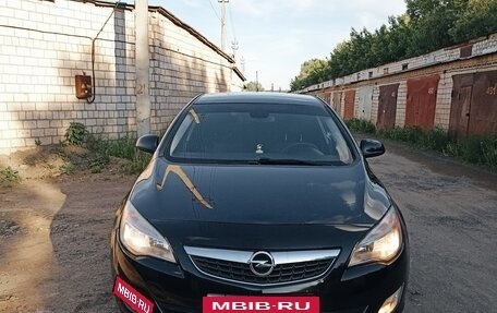 Opel Astra J, 2011 год, 650 000 рублей, 2 фотография