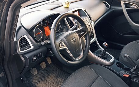 Opel Astra J, 2011 год, 650 000 рублей, 9 фотография