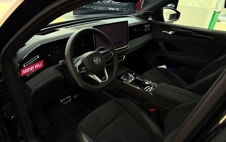 Volkswagen Tiguan, 2024 год, 4 200 000 рублей, 15 фотография