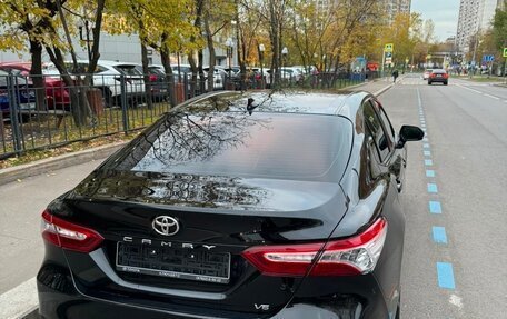 Toyota Camry, 2021 год, 3 000 000 рублей, 2 фотография