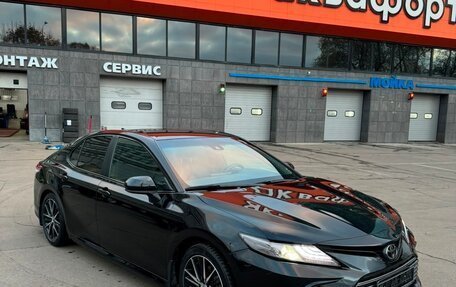 Toyota Camry, 2021 год, 3 000 000 рублей, 5 фотография