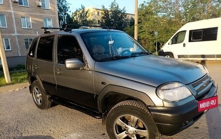 Chevrolet Niva I рестайлинг, 2004 год, 370 000 рублей, 3 фотография