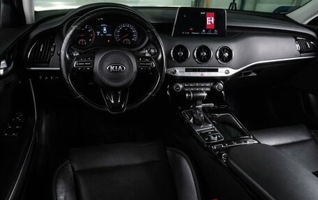 KIA Stinger I, 2019 год, 2 749 000 рублей, 6 фотография