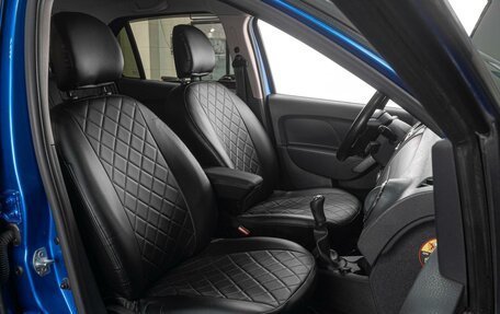 Renault Logan II, 2018 год, 719 000 рублей, 11 фотография