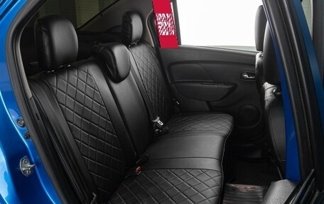 Renault Logan II, 2018 год, 719 000 рублей, 10 фотография