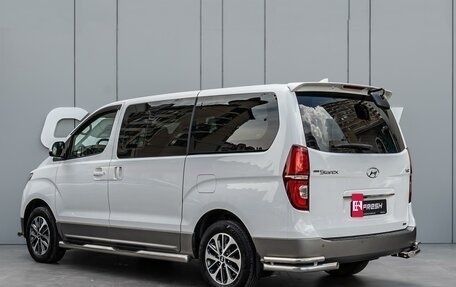Hyundai Grand Starex Grand Starex I рестайлинг 2, 2020 год, 3 370 000 рублей, 2 фотография