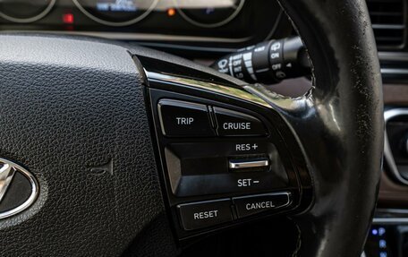 Hyundai Grand Starex Grand Starex I рестайлинг 2, 2020 год, 3 370 000 рублей, 20 фотография