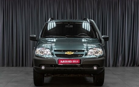 Chevrolet Niva I рестайлинг, 2015 год, 619 000 рублей, 3 фотография