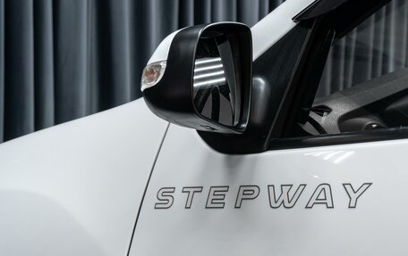 Renault Logan II, 2020 год, 979 000 рублей, 8 фотография