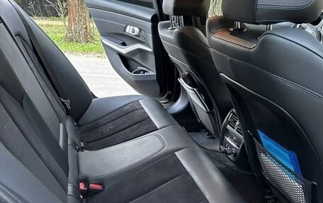BMW 3 серия, 2019 год, 3 950 000 рублей, 8 фотография