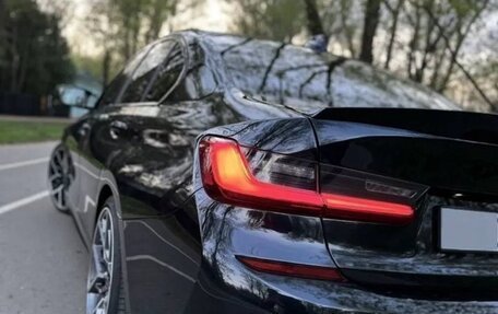 BMW 3 серия, 2019 год, 3 950 000 рублей, 19 фотография