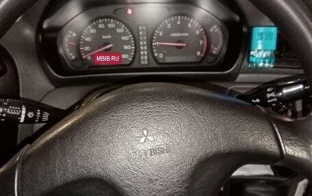 Mitsubishi RVR III рестайлинг, 1998 год, 210 000 рублей, 4 фотография