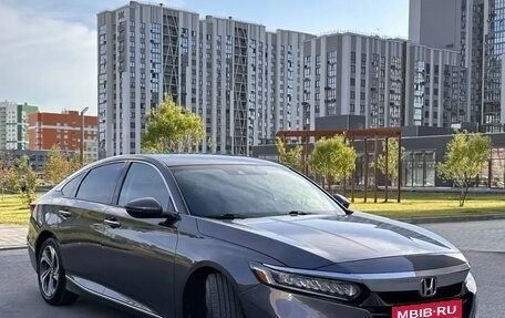 Honda Accord IX рестайлинг, 2019 год, 3 050 000 рублей, 2 фотография