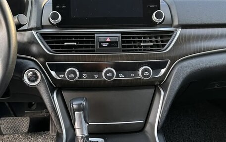 Honda Accord IX рестайлинг, 2019 год, 3 050 000 рублей, 11 фотография