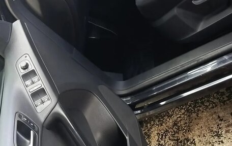 Volkswagen Tiguan I, 2010 год, 1 026 000 рублей, 9 фотография