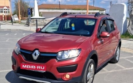 Renault Sandero II рестайлинг, 2015 год, 700 000 рублей, 10 фотография