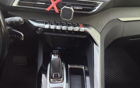 Peugeot 3008 II, 2019 год, 1 450 000 рублей, 14 фотография
