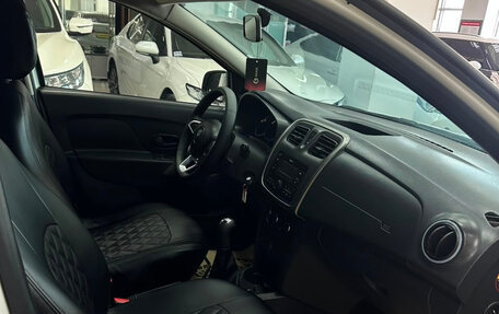 Renault Logan II, 2019 год, 590 000 рублей, 12 фотография
