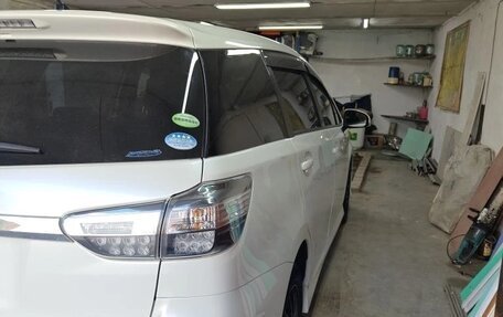 Toyota Wish II, 2014 год, 1 400 000 рублей, 7 фотография