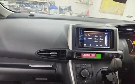 Toyota Wish II, 2014 год, 1 400 000 рублей, 8 фотография