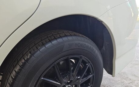 Toyota Wish II, 2014 год, 1 400 000 рублей, 16 фотография