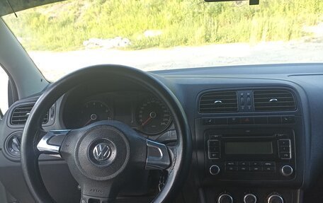 Volkswagen Polo VI (EU Market), 2012 год, 610 000 рублей, 5 фотография