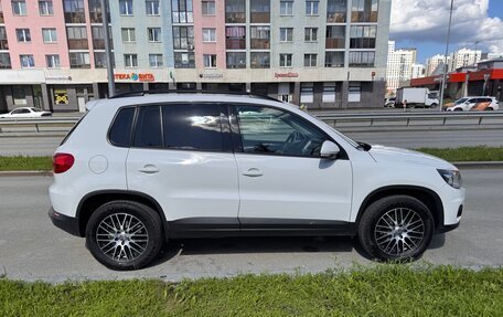 Volkswagen Tiguan I, 2014 год, 1 600 000 рублей, 4 фотография