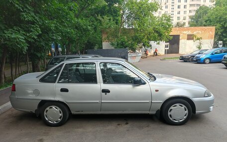 Daewoo Nexia I рестайлинг, 2011 год, 200 000 рублей, 5 фотография