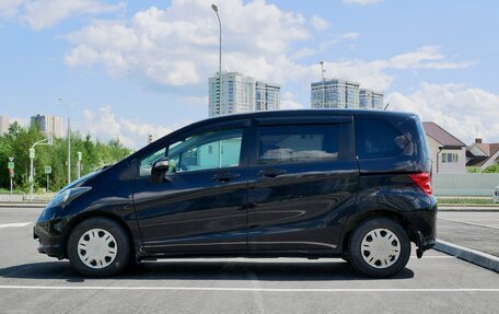 Honda Freed I, 2010 год, 1 030 000 рублей, 6 фотография