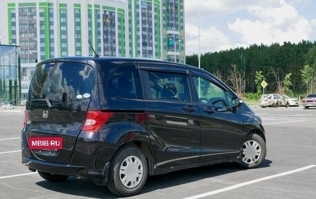 Honda Freed I, 2010 год, 1 030 000 рублей, 2 фотография