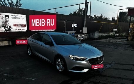 Opel Insignia II рестайлинг, 2018 год, 1 700 000 рублей, 9 фотография