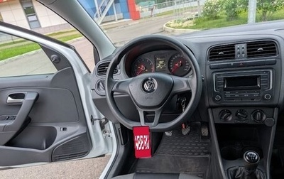 Volkswagen Polo VI (EU Market), 2018 год, 690 000 рублей, 1 фотография