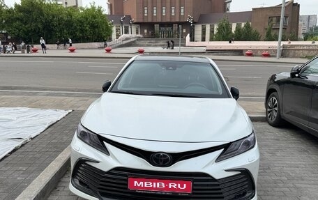 Toyota Camry, 2021 год, 3 500 000 рублей, 1 фотография