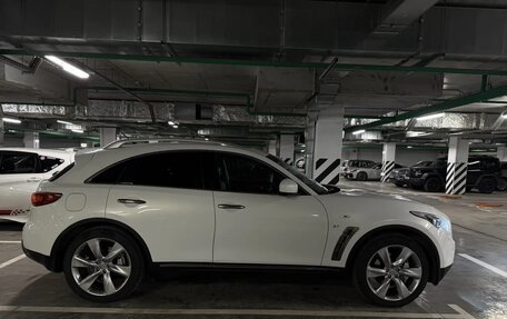 Infiniti FX II, 2012 год, 1 850 000 рублей, 4 фотография