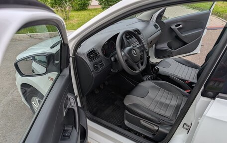 Volkswagen Polo VI (EU Market), 2018 год, 690 000 рублей, 9 фотография