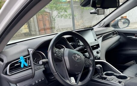 Toyota Camry, 2021 год, 3 500 000 рублей, 5 фотография