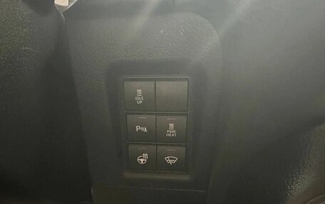 Toyota Land Cruiser Prado 150 рестайлинг 2, 2021 год, 4 700 000 рублей, 15 фотография