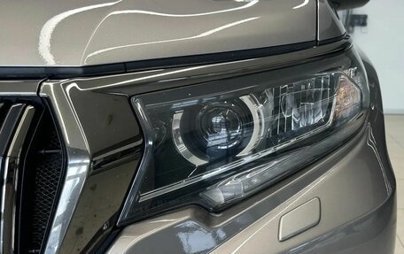 Toyota Land Cruiser Prado 150 рестайлинг 2, 2021 год, 4 700 000 рублей, 20 фотография