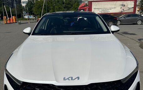 KIA K5, 2022 год, 2 400 000 рублей, 2 фотография