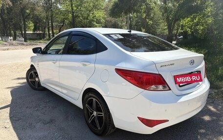 Hyundai Solaris II рестайлинг, 2017 год, 1 200 000 рублей, 4 фотография