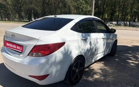 Hyundai Solaris II рестайлинг, 2017 год, 1 200 000 рублей, 5 фотография