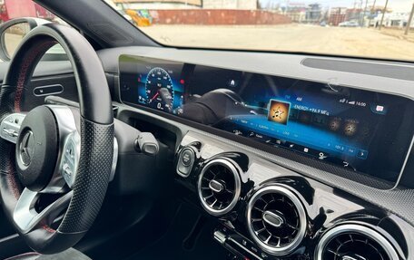 Mercedes-Benz A-Класс, 2019 год, 2 550 000 рублей, 11 фотография