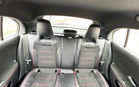 Mercedes-Benz A-Класс, 2019 год, 2 550 000 рублей, 22 фотография
