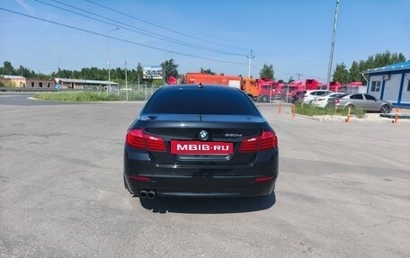 BMW 5 серия, 2014 год, 2 200 000 рублей, 6 фотография